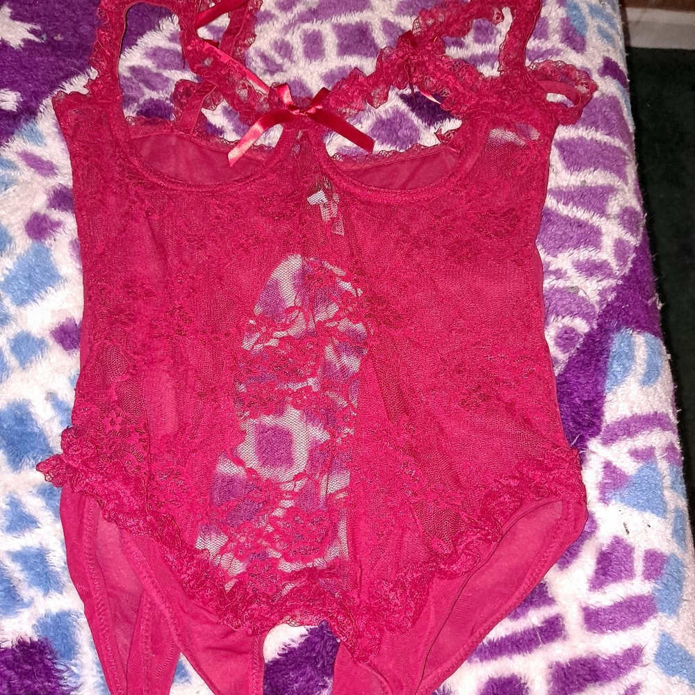 Crotchless teddy
